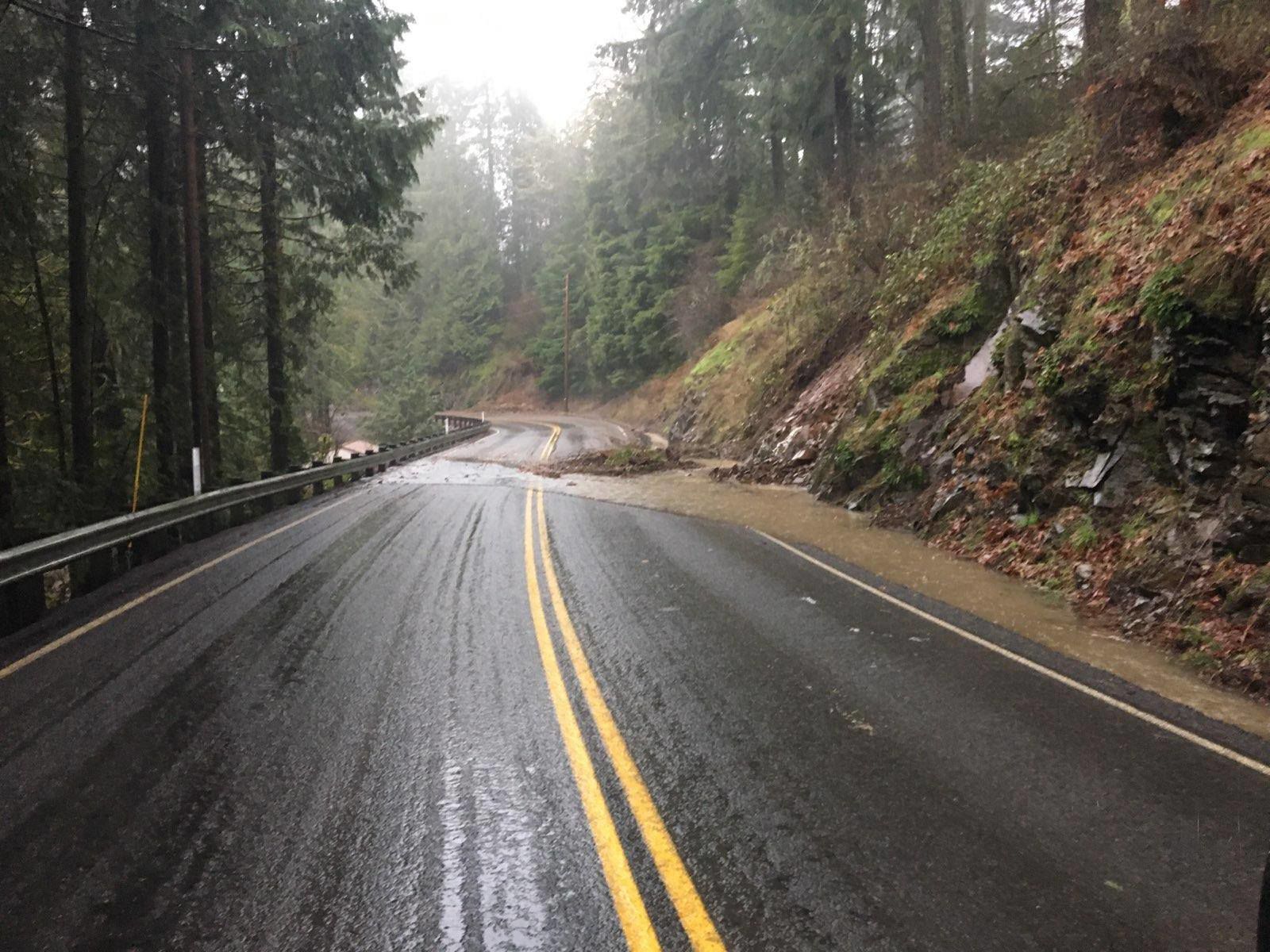 Kalama River Road flooding